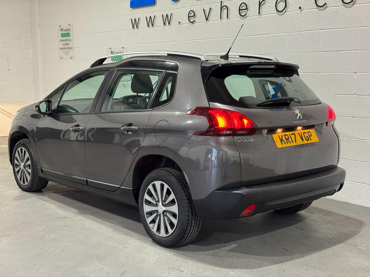 Used Peugeot 2008 2017 for sale - 76714178: Photo 4