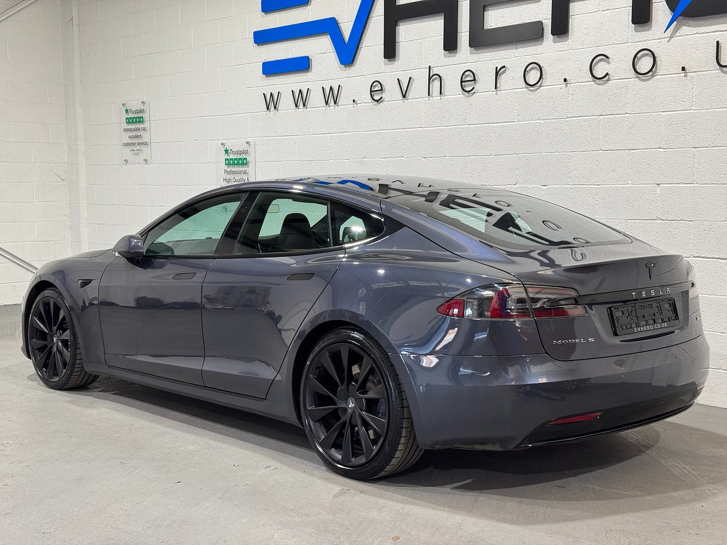 Used Tesla Model S 2018 for sale - 77409734: Photo 4