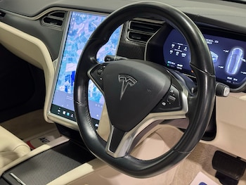 Used Tesla Model S 2018 for sale - 77609855: Photo