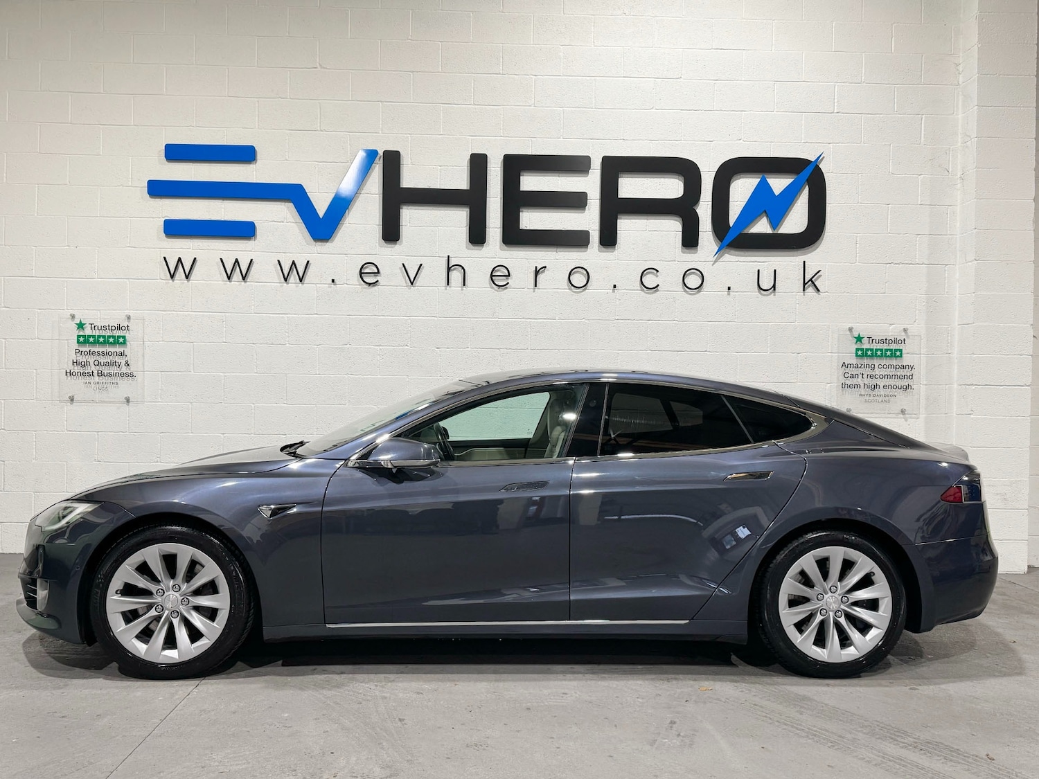 Used Tesla Model S 2018 for sale - 77609855: Photo 5