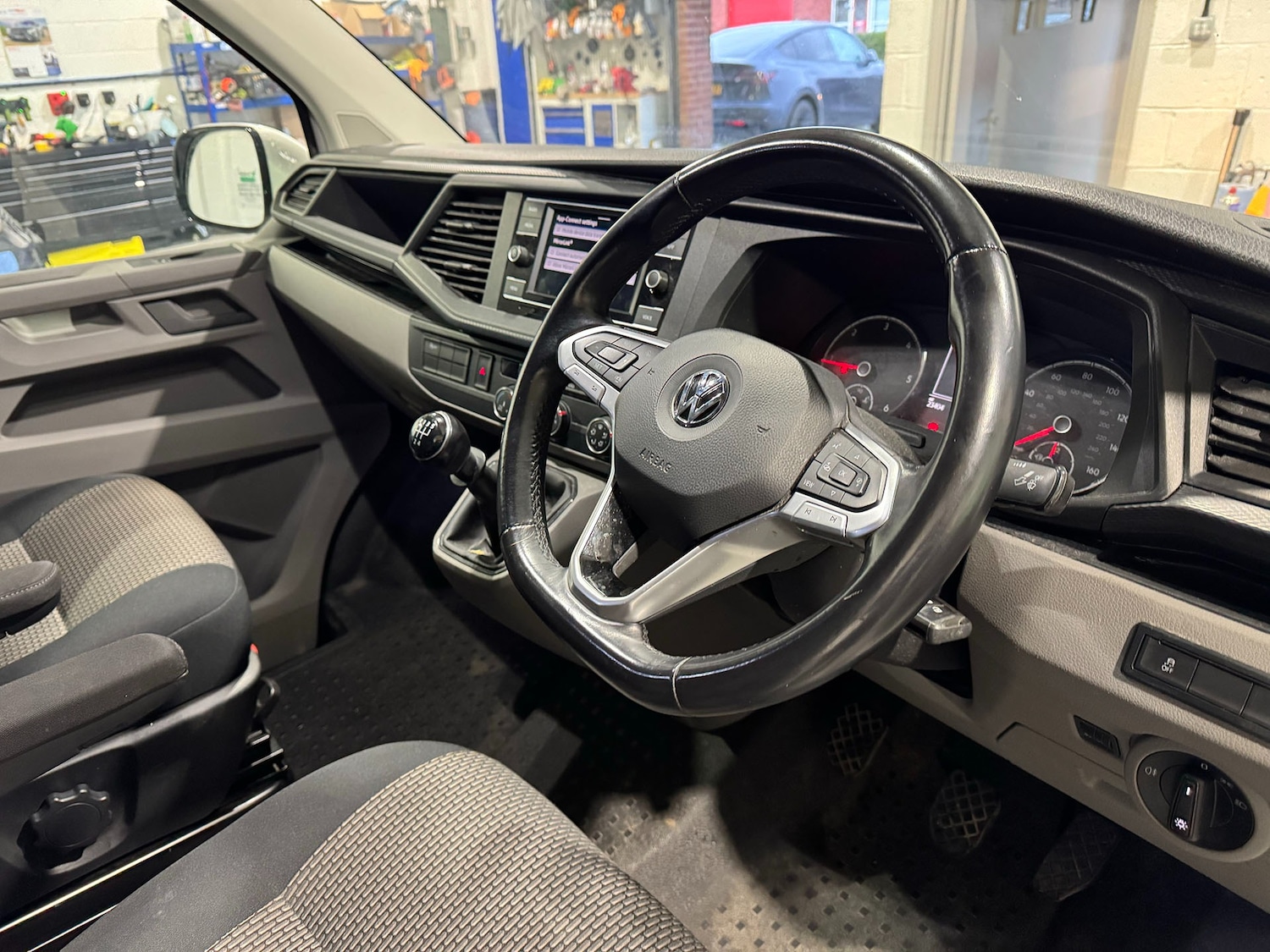 Used Volkswagen Transporter 2020 for sale - 77891474: Photo 23