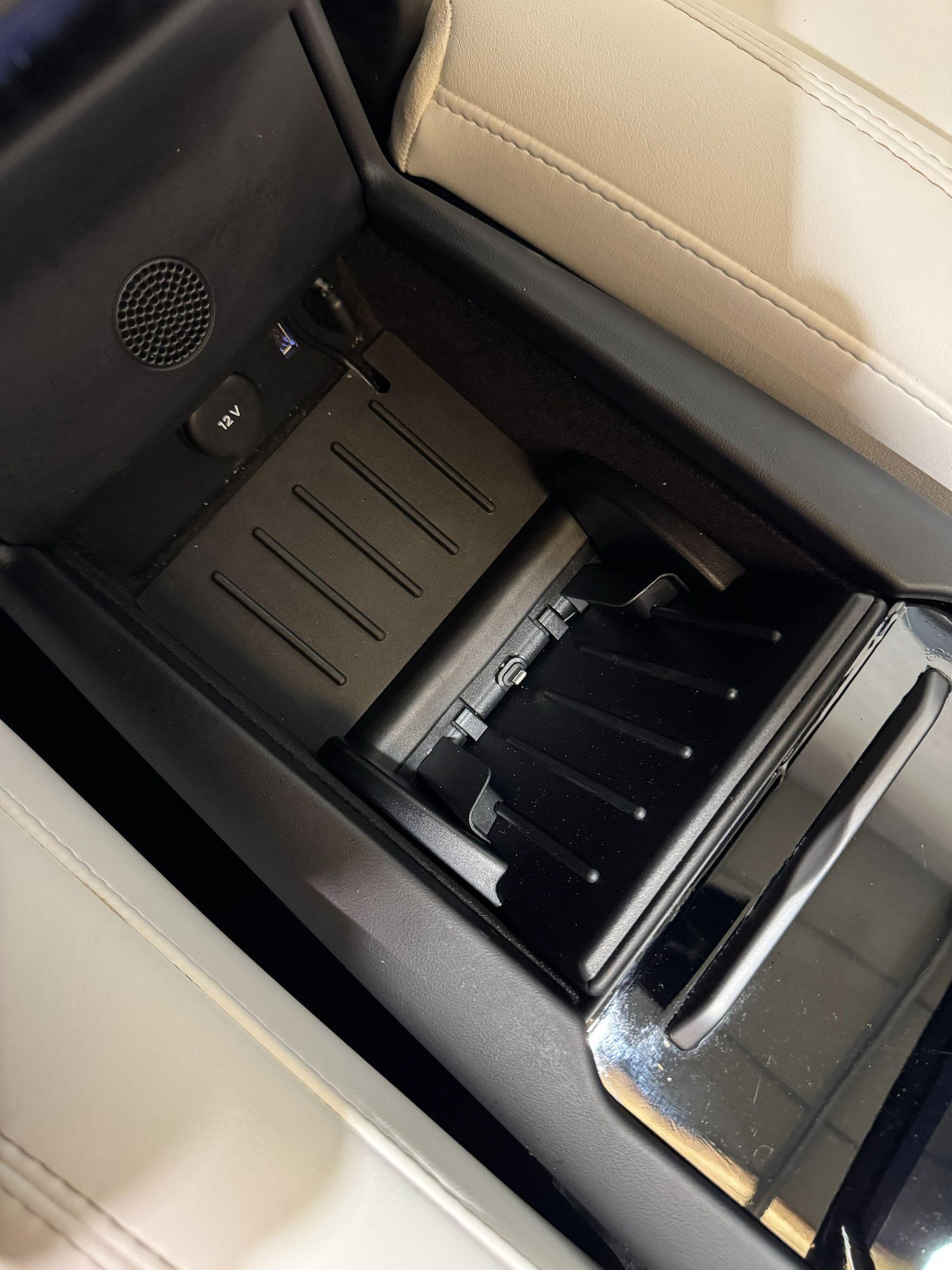 Used Tesla Model S 2018 for sale - 76336511: Photo 20