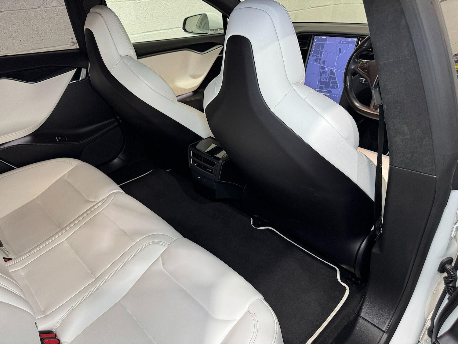 Used Tesla Model S 2018 for sale - 76336511: Photo 30