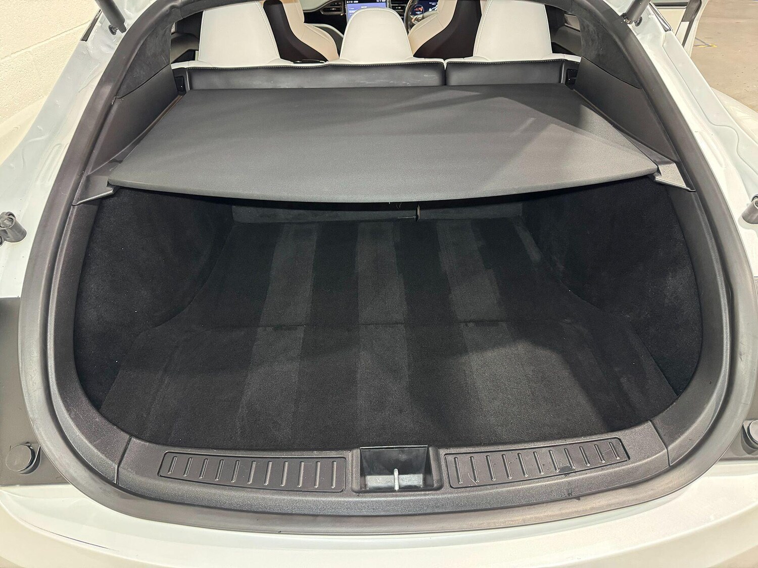 Used Tesla Model S 2018 for sale - 76336511: Photo 67