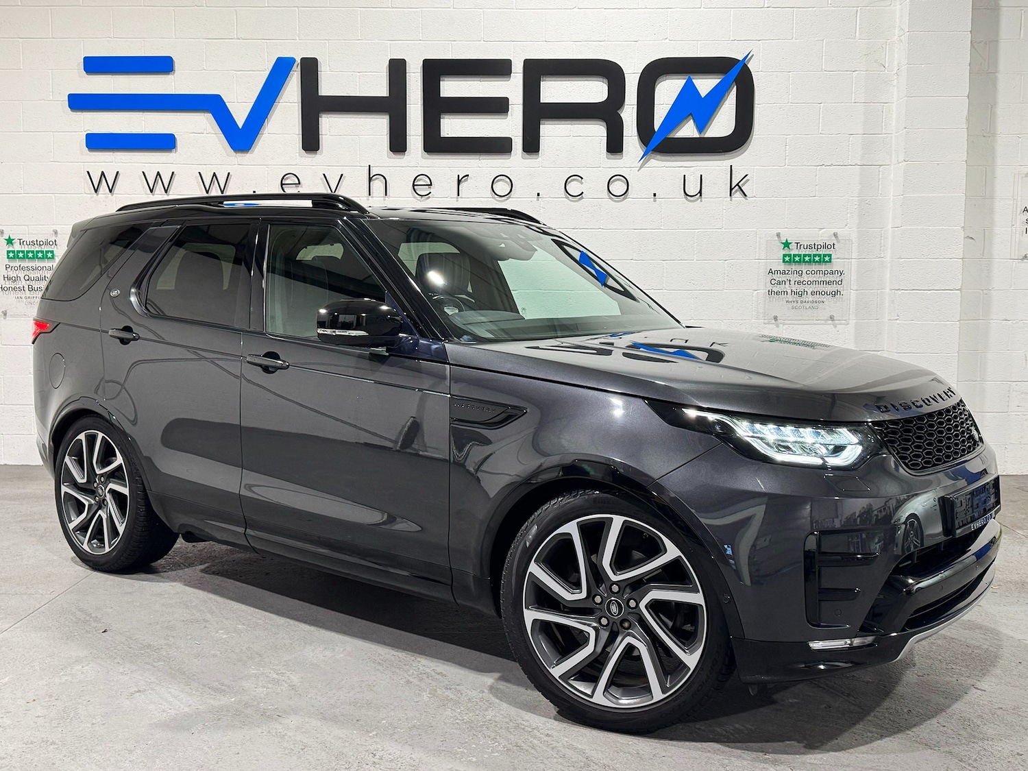 Used Land Rover Discovery 2017 for sale - 76911404: Photo 1