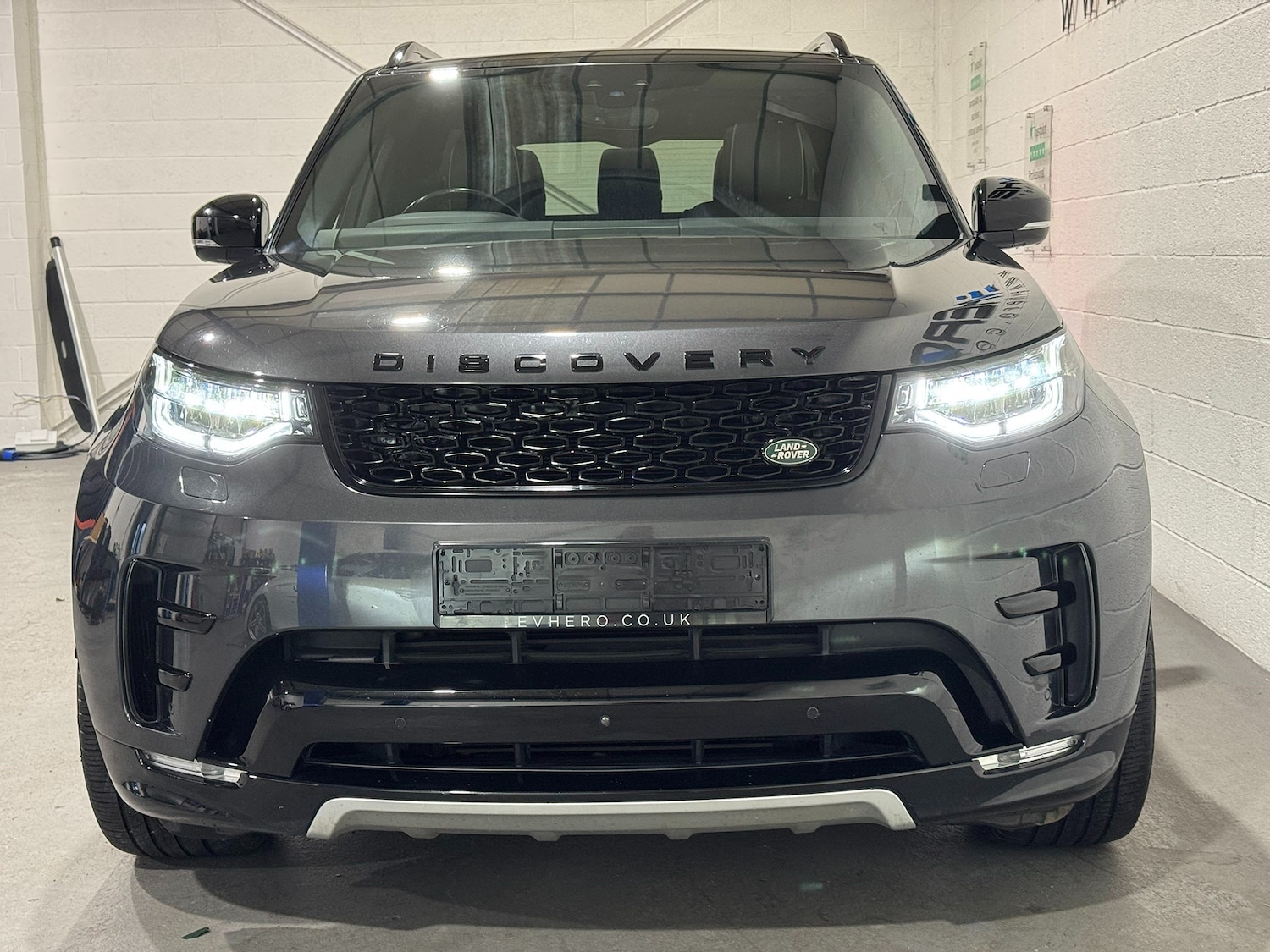 Used Land Rover Discovery 2017 for sale - 76911404: Photo 21