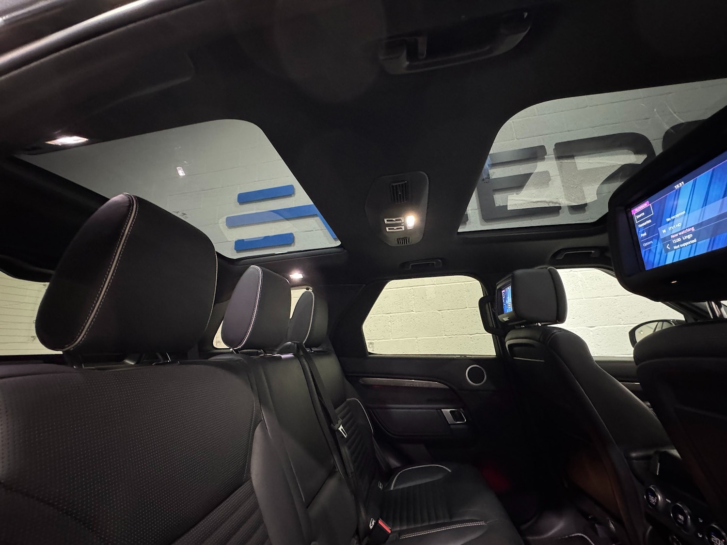 Used Land Rover Discovery 2017 for sale - 76911404: Photo 45