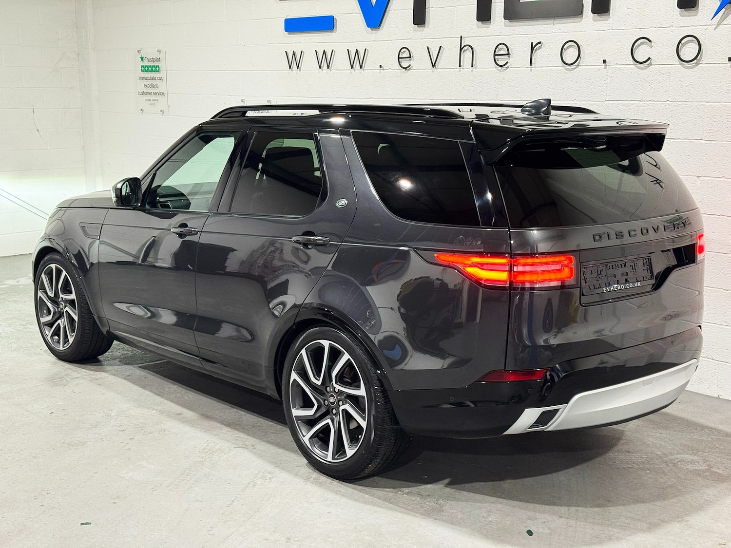 Used Land Rover Discovery 2017 for sale - 76911404: Photo 6