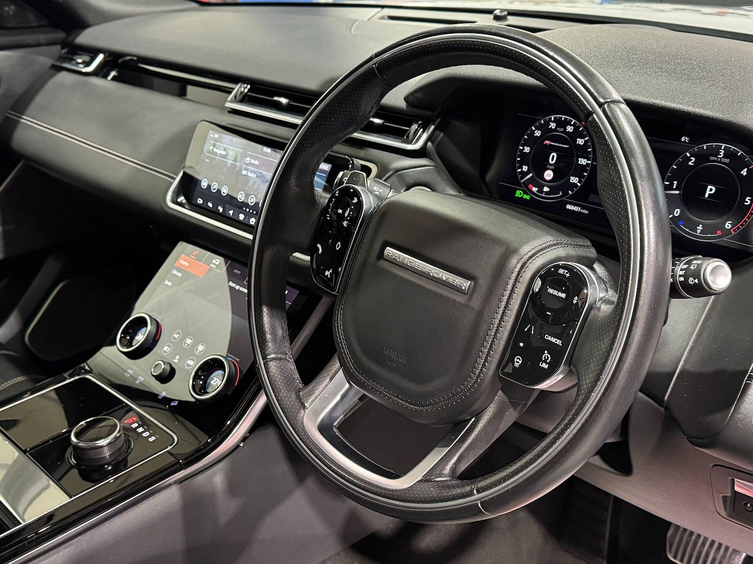 Used Land Rover Range Rover Velar 2019 for sale - 76700760: Photo 35