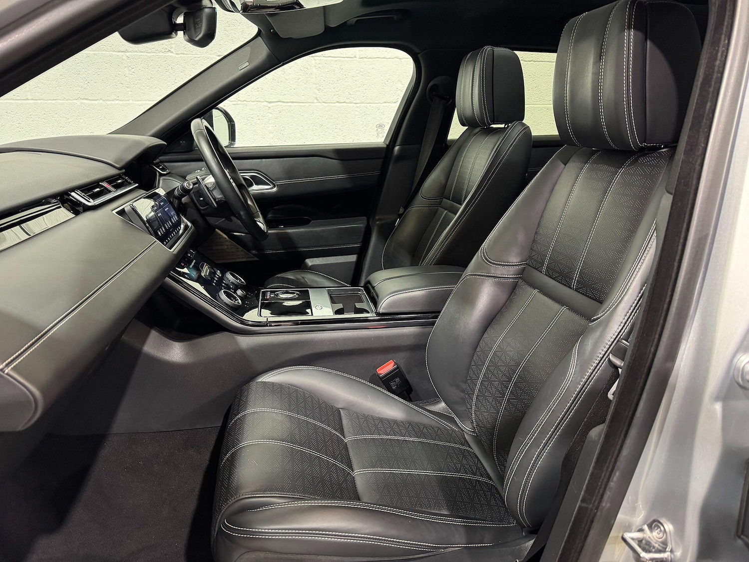 Used Land Rover Range Rover Velar 2019 for sale - 76700760: Photo 36