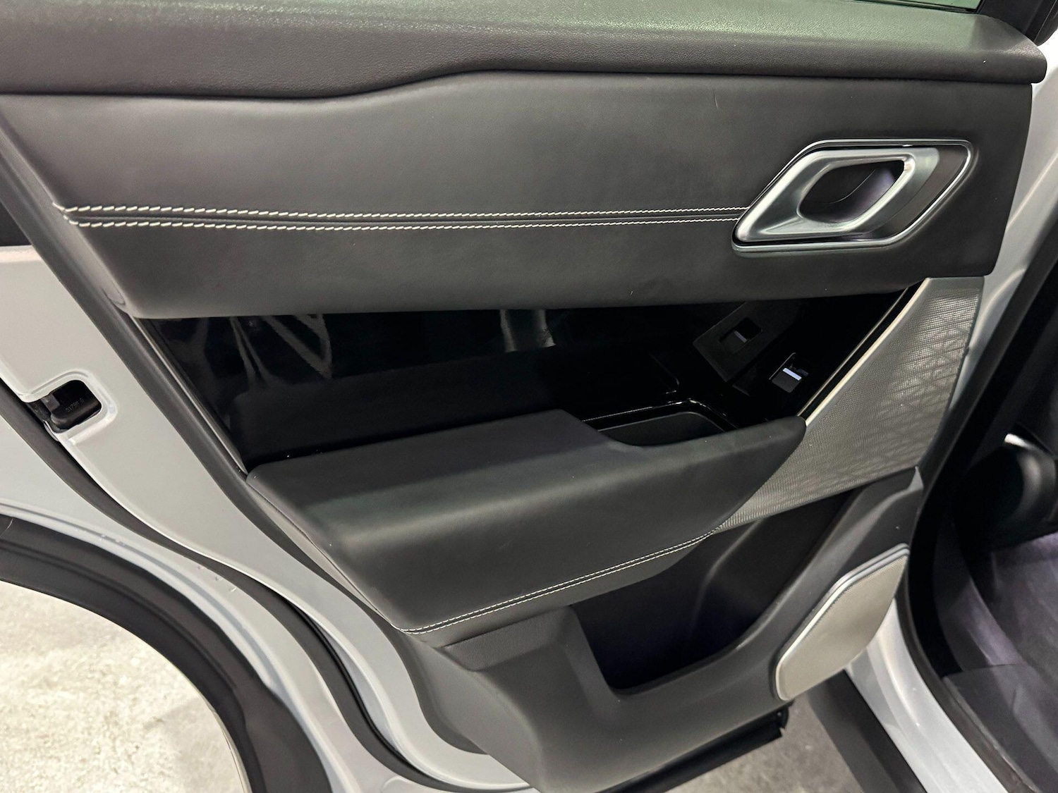 Used Land Rover Range Rover Velar 2019 for sale - 76700760: Photo 52