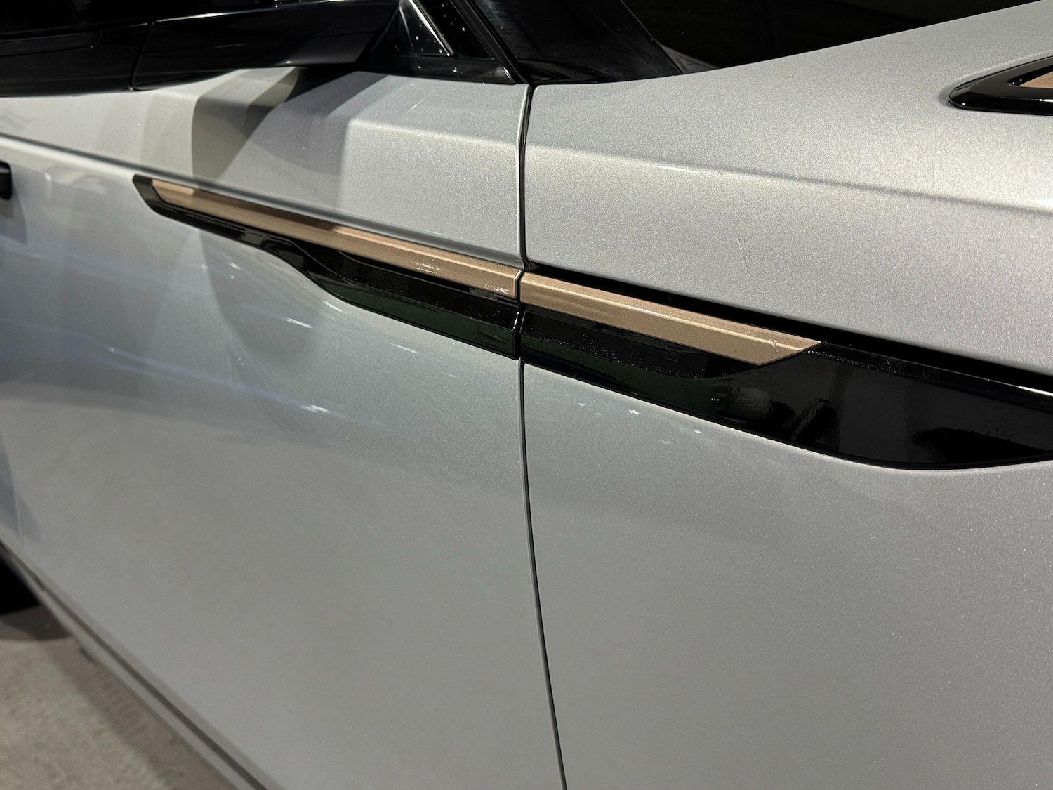 Used Land Rover Range Rover Velar 2019 for sale - 76700760: Photo 64