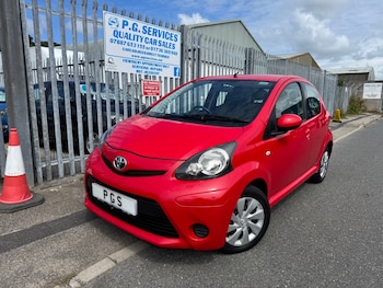 Used Toyota AYGO 2013 for sale - 75945907: Photo