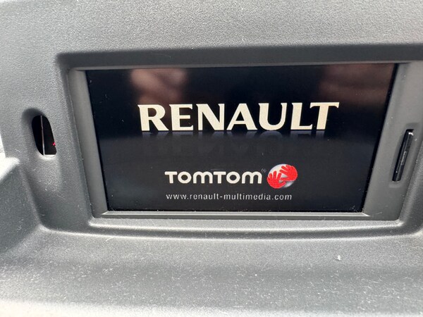Used Renault Clio 2011 for sale - 74627381: Photo 14