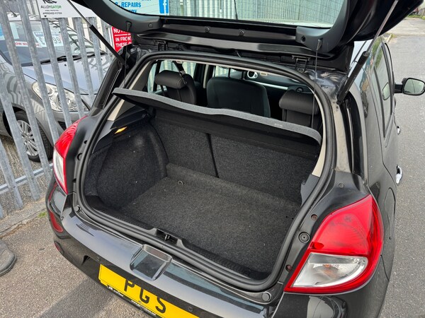 Used Renault Clio 2011 for sale - 74627381: Photo 15
