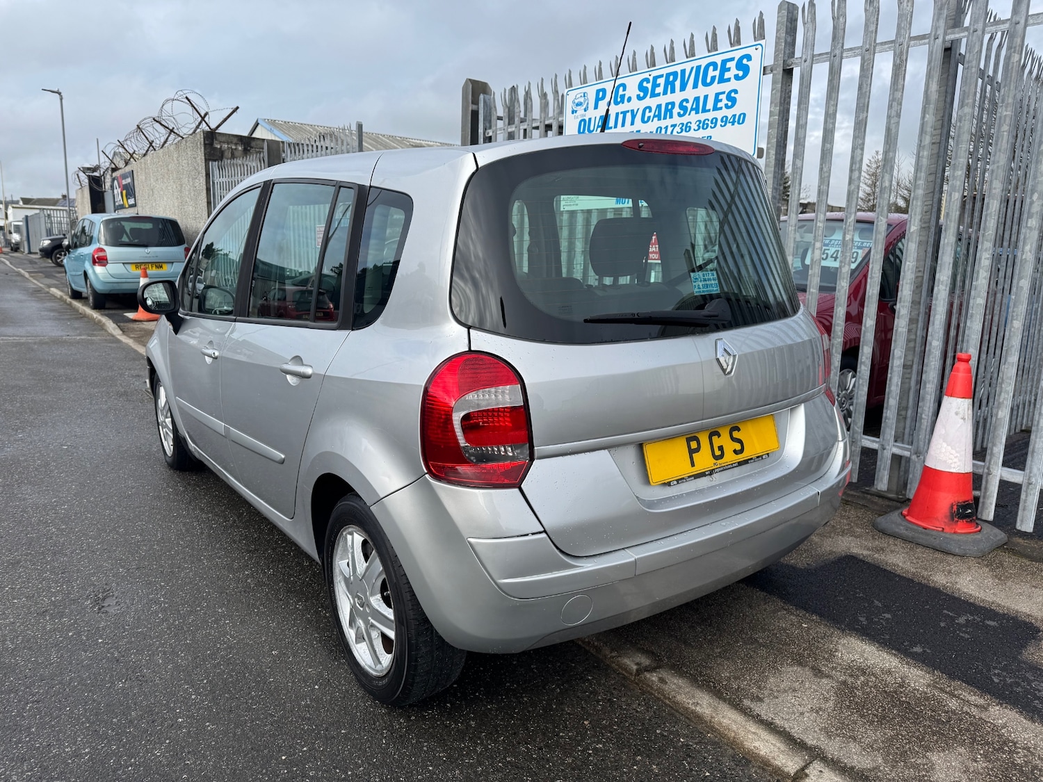 Vehicle 5