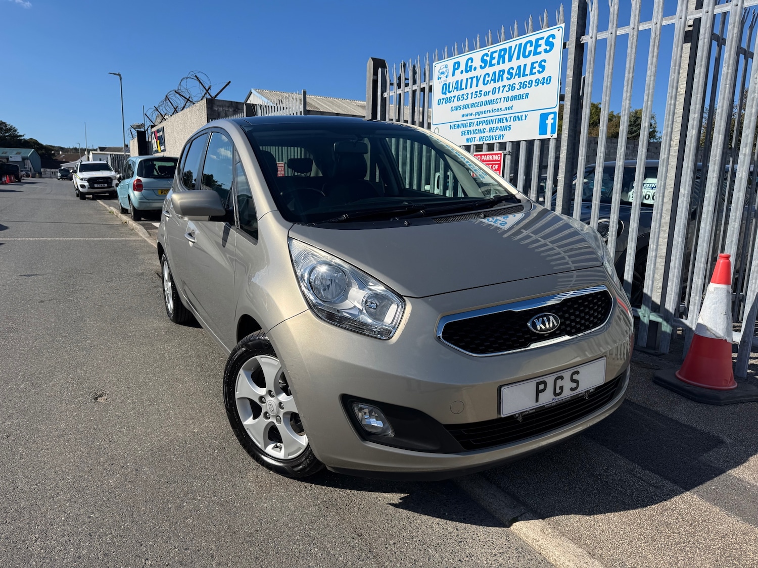Used Kia Venga 2014 for sale - 77730777: Photo 2