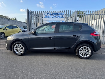 Used Renault Megane 2014 for sale - 78537908: Photo