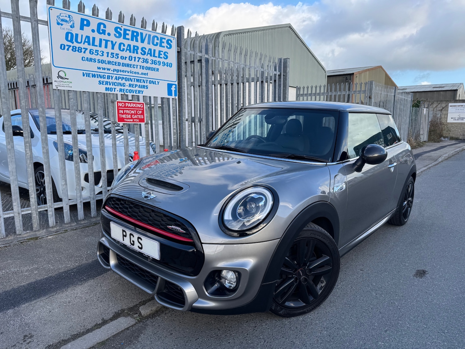 Used MINI Hatch 2017 for sale - 77715464: Photo 1