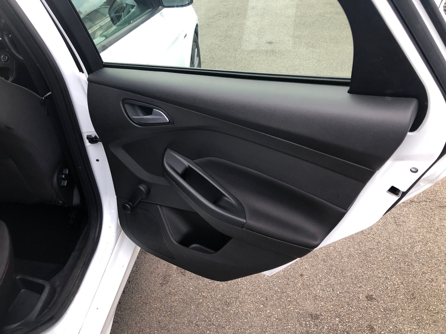 Used Ford Focus 2017 for sale - 76405814: Photo 8