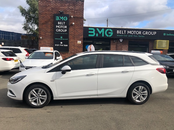 Used Vauxhall Astra 2018 for sale - 76316047: Photo 2
