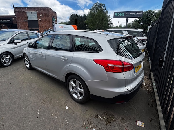 Used Ford Focus 2015 for sale - 74865250: Photo 5