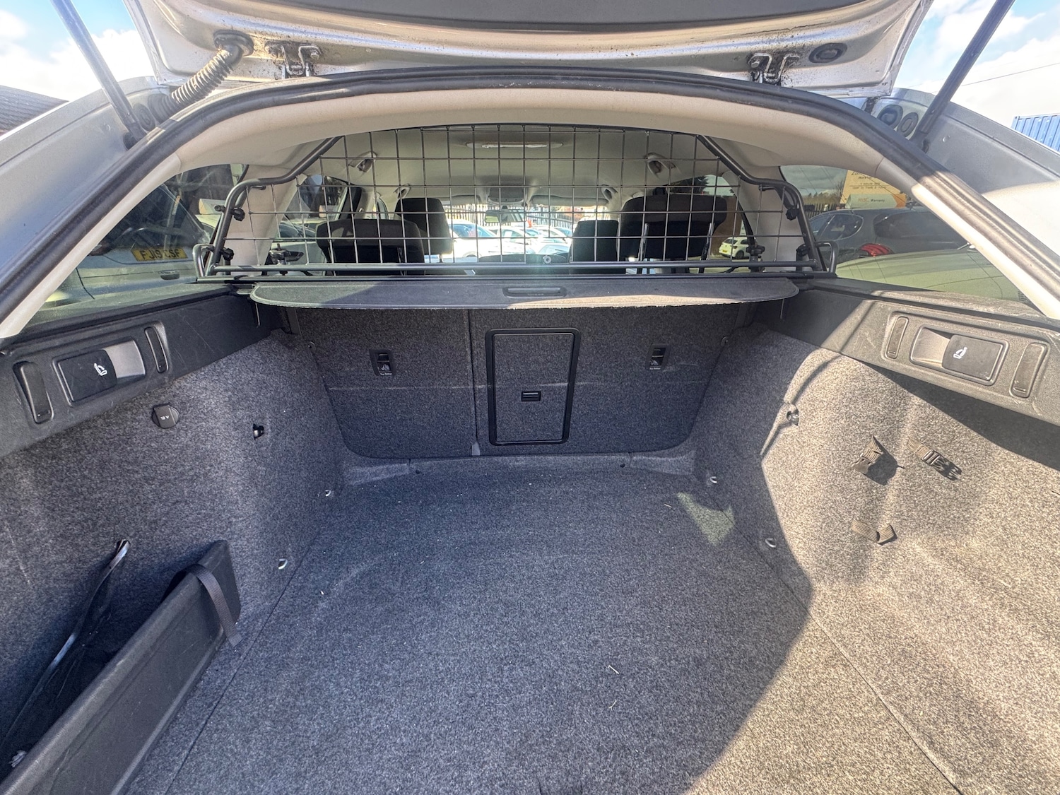 Used Skoda Octavia 2014 for sale - 77802577: Photo 8