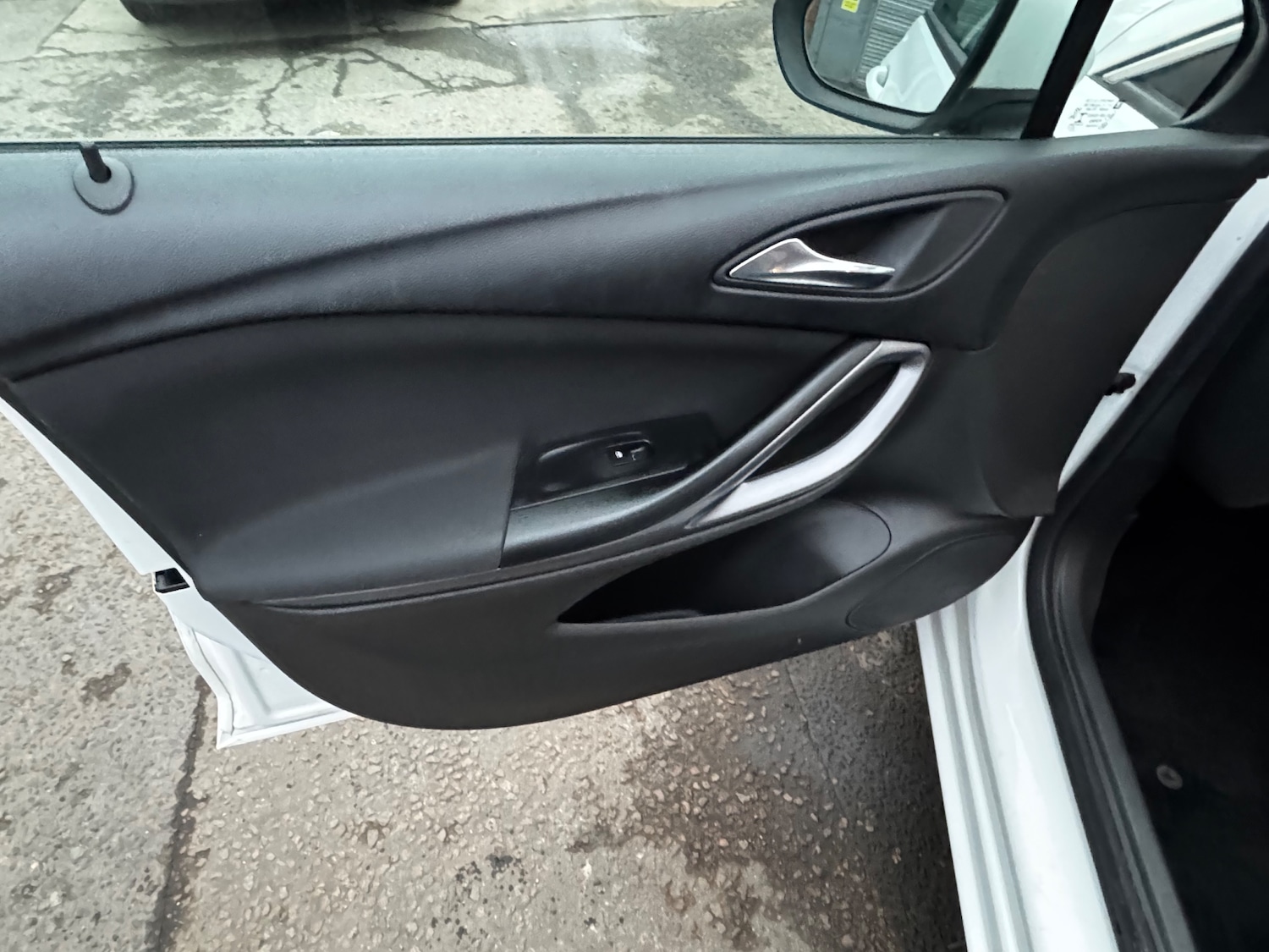 Used Vauxhall Astra 2017 for sale - 76641631: Photo 12