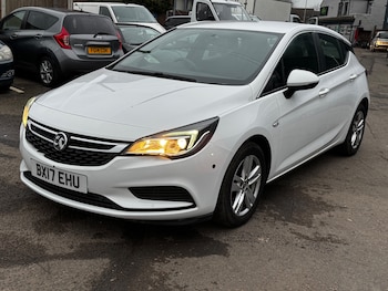 Used Vauxhall Astra 2017 for sale - 76641631: Photo