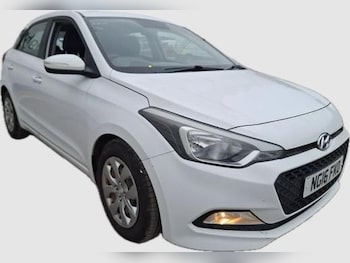 Used Hyundai i20 2016 for sale - 76357792: Photo