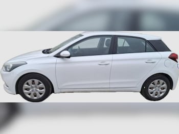 Used Hyundai i20 2016 for sale - 76357792: Photo
