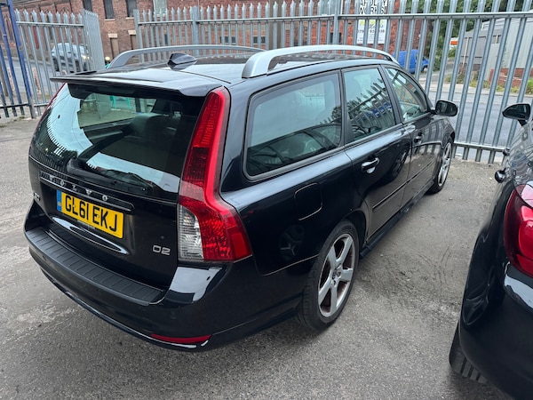 Used Volvo V50 2012 for sale - 76157789: Photo 3