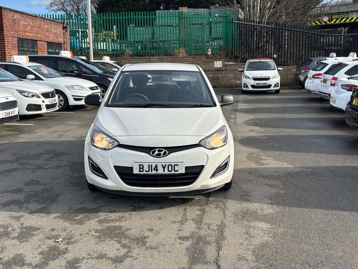 Used Hyundai i20 2014 for sale - 77563631: Photo 3