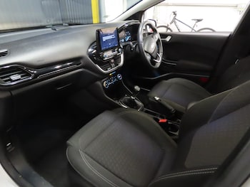 Used Ford Fiesta 2020 for sale - 77171403: Photo