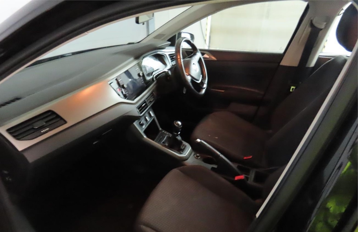 Used Volkswagen Polo 2018 for sale - 76875116: Photo 2