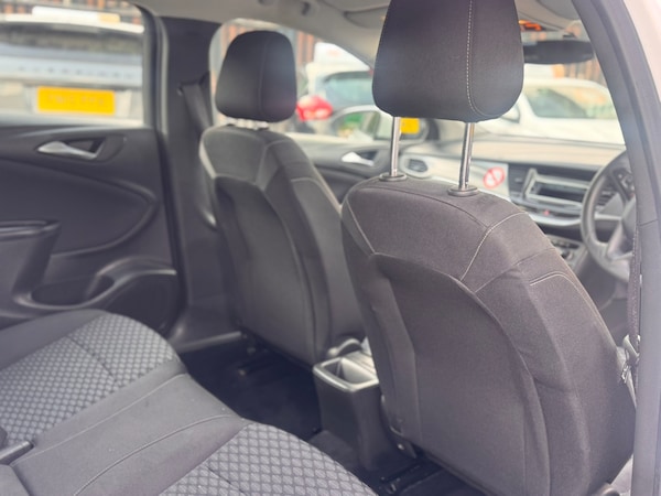 Used Vauxhall Astra 2019 for sale - 75348995: Photo 13