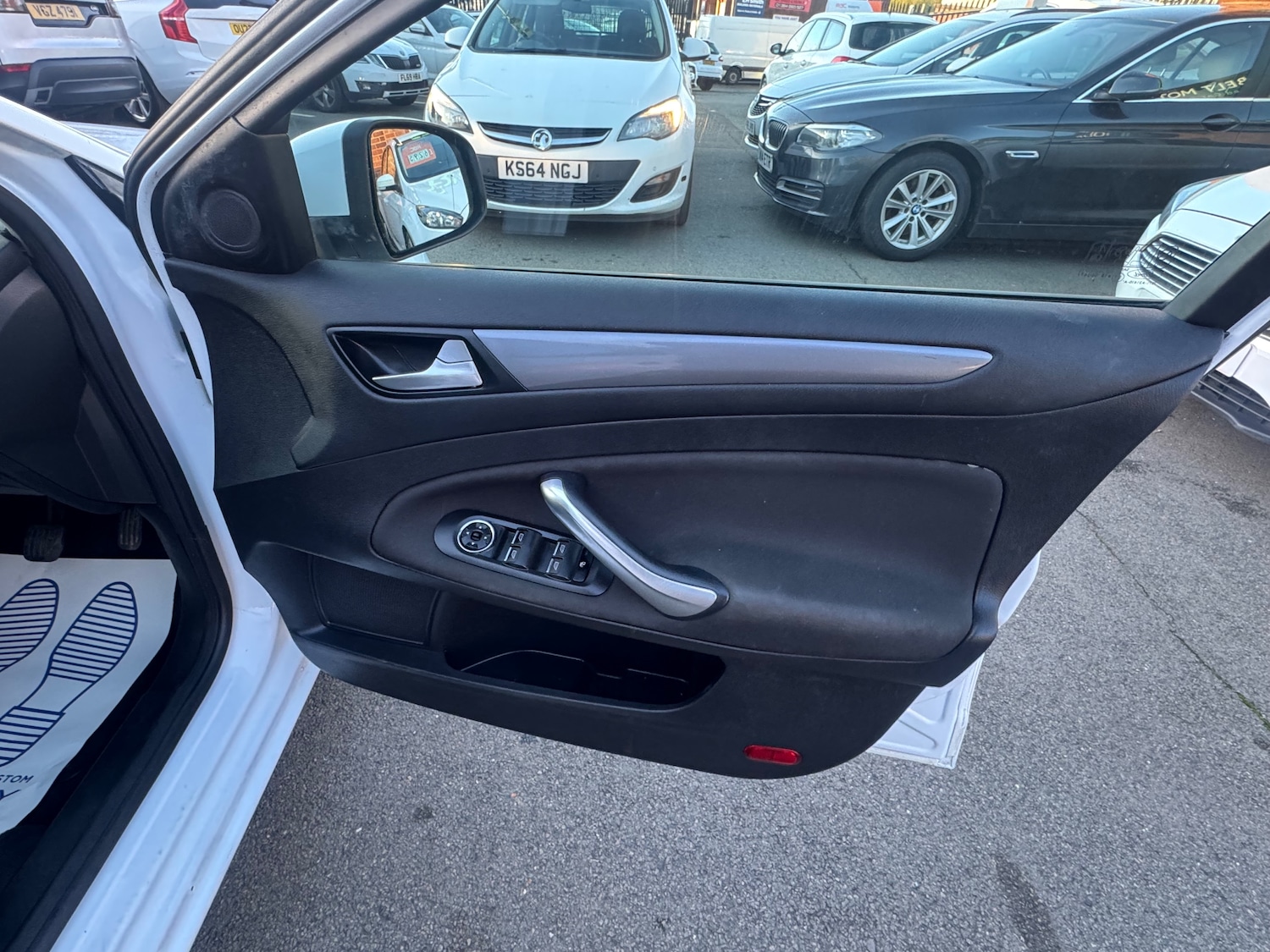 Used Ford Mondeo 2015 for sale - 76316058: Photo 11