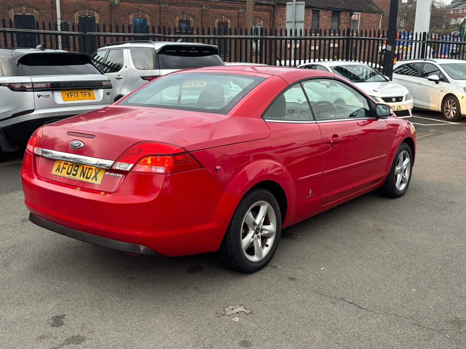 Used Ford Focus CC 2009 for sale - 77368828: Photo 19