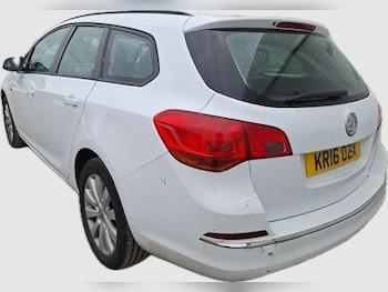 Used Vauxhall Astra 2016 for sale - 76453648: Photo