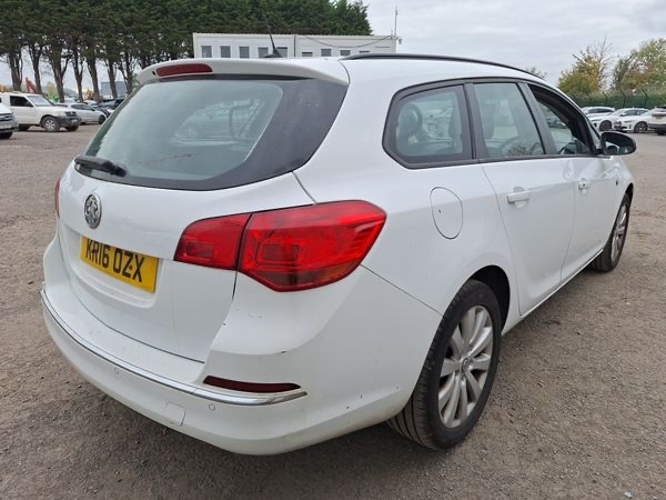 Used Vauxhall Astra 2016 for sale - 76453648: Photo 5