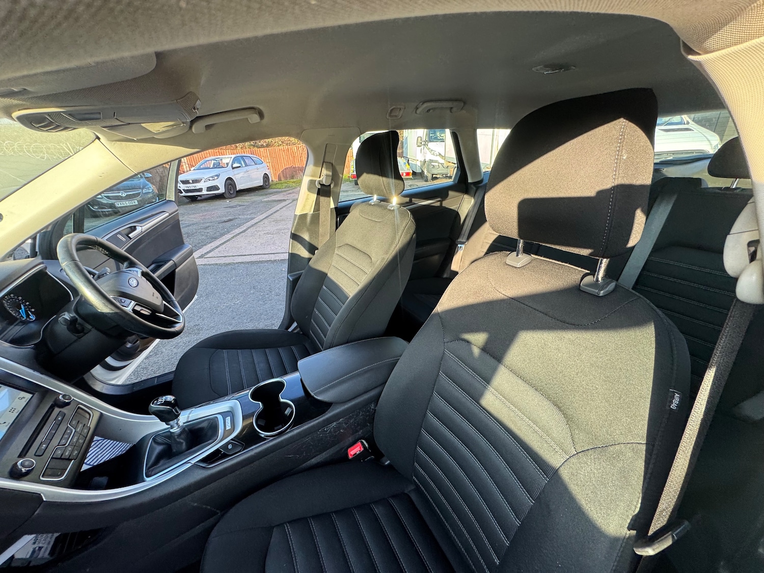 Used Ford Mondeo 2017 for sale - 77139321: Photo 16