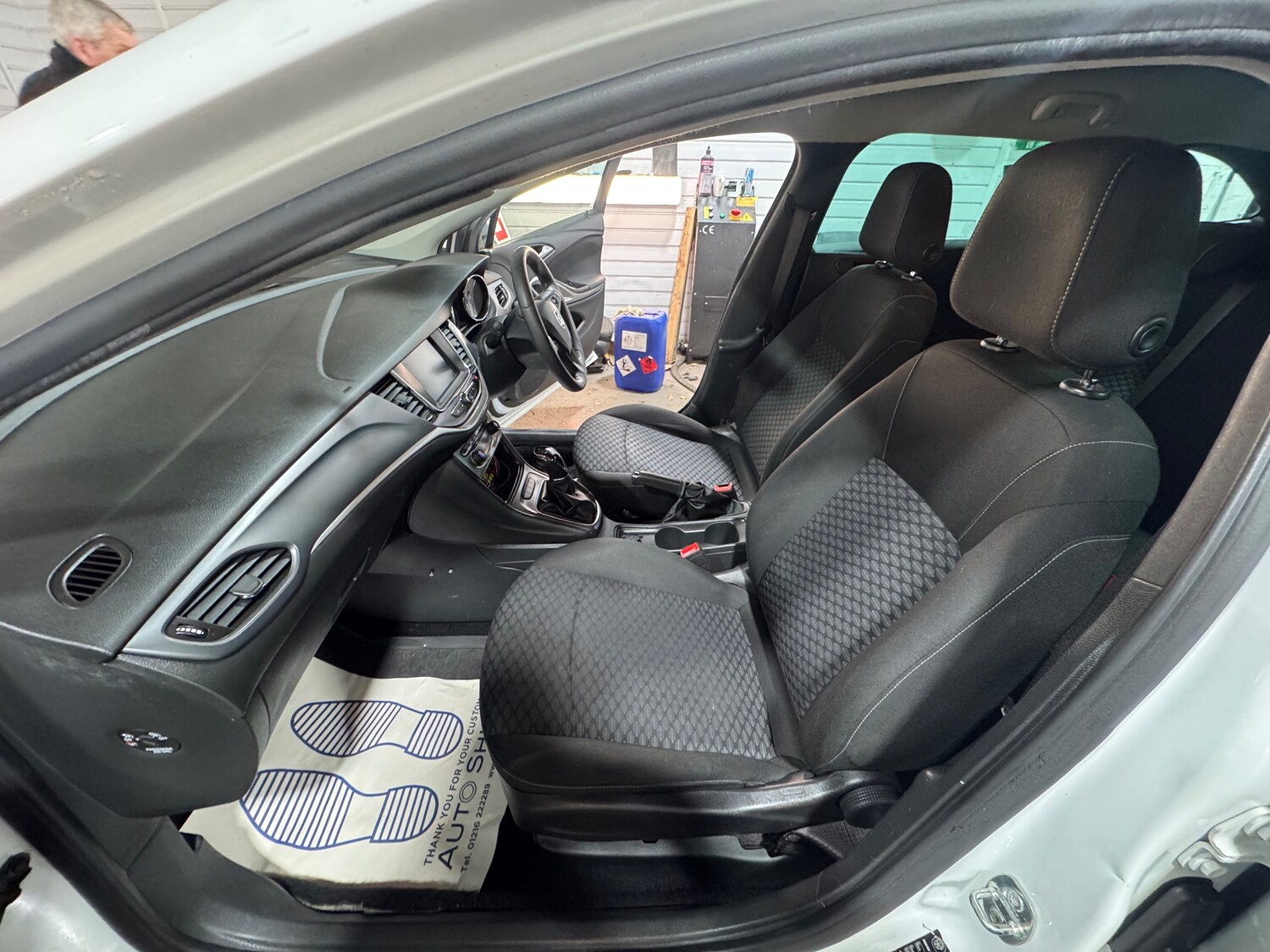 Used Vauxhall Astra 2018 for sale - 76292873: Photo 15