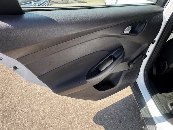 Used Ford Focus 2015 for sale - 74865202: Photo 15