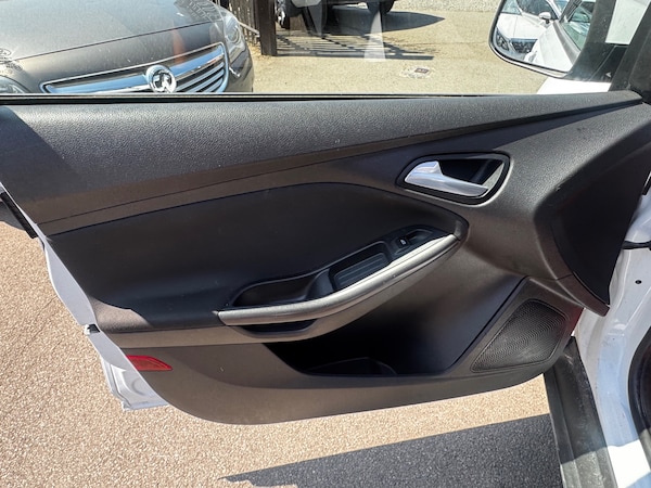 Used Ford Focus 2015 for sale - 74865202: Photo 18