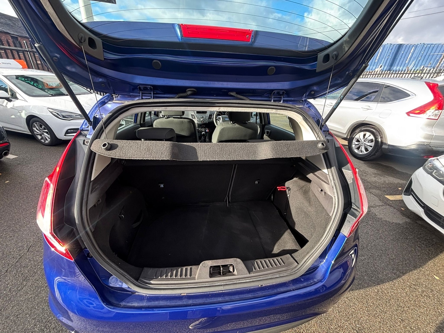 Used Ford Fiesta 2014 for sale - 76357801: Photo 10