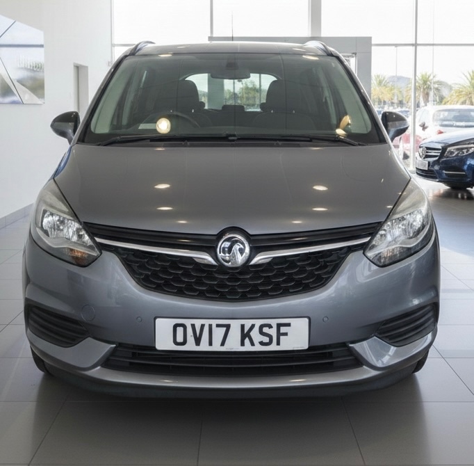 Used Vauxhall Zafira Tourer 2017 for sale - 77616988: Photo 2