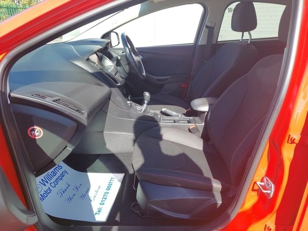 Used Ford Focus 2016 for sale - 76157866: Photo 8