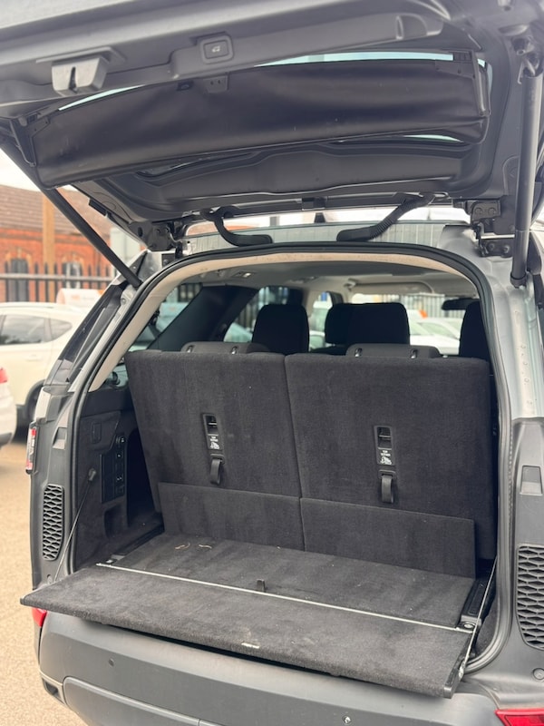 Used Land Rover Discovery 2017 for sale - 74871721: Photo 18