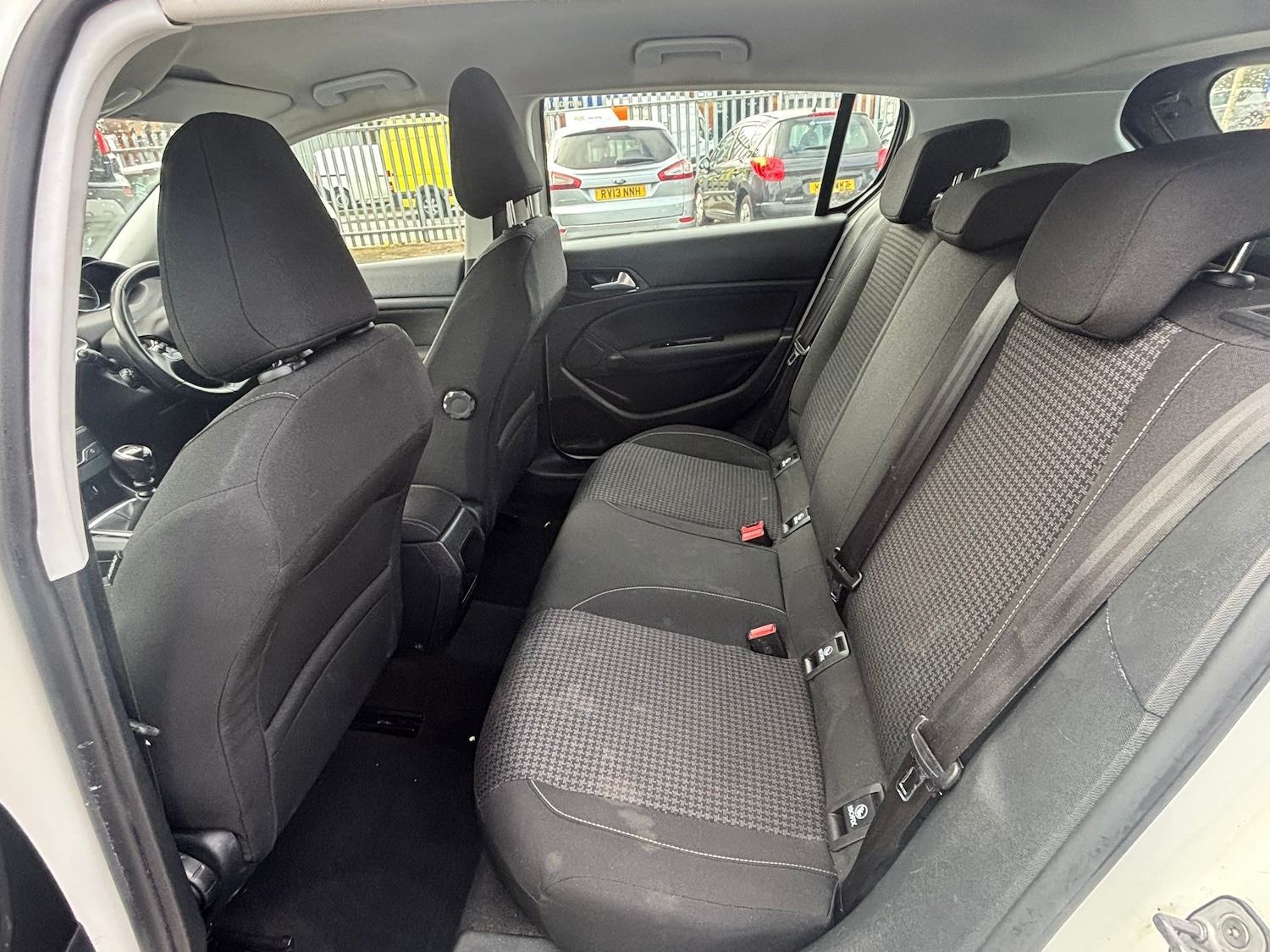 Used Peugeot 308 for sale - 78107080: Photo 6