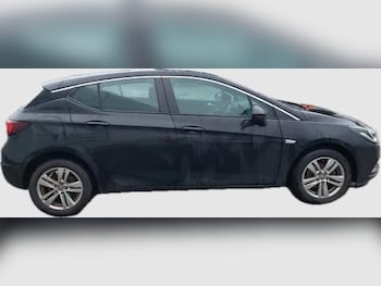 Used Vauxhall Astra 2017 for sale - 77139315: Photo